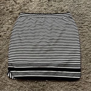 Max studio | striped skirt size large